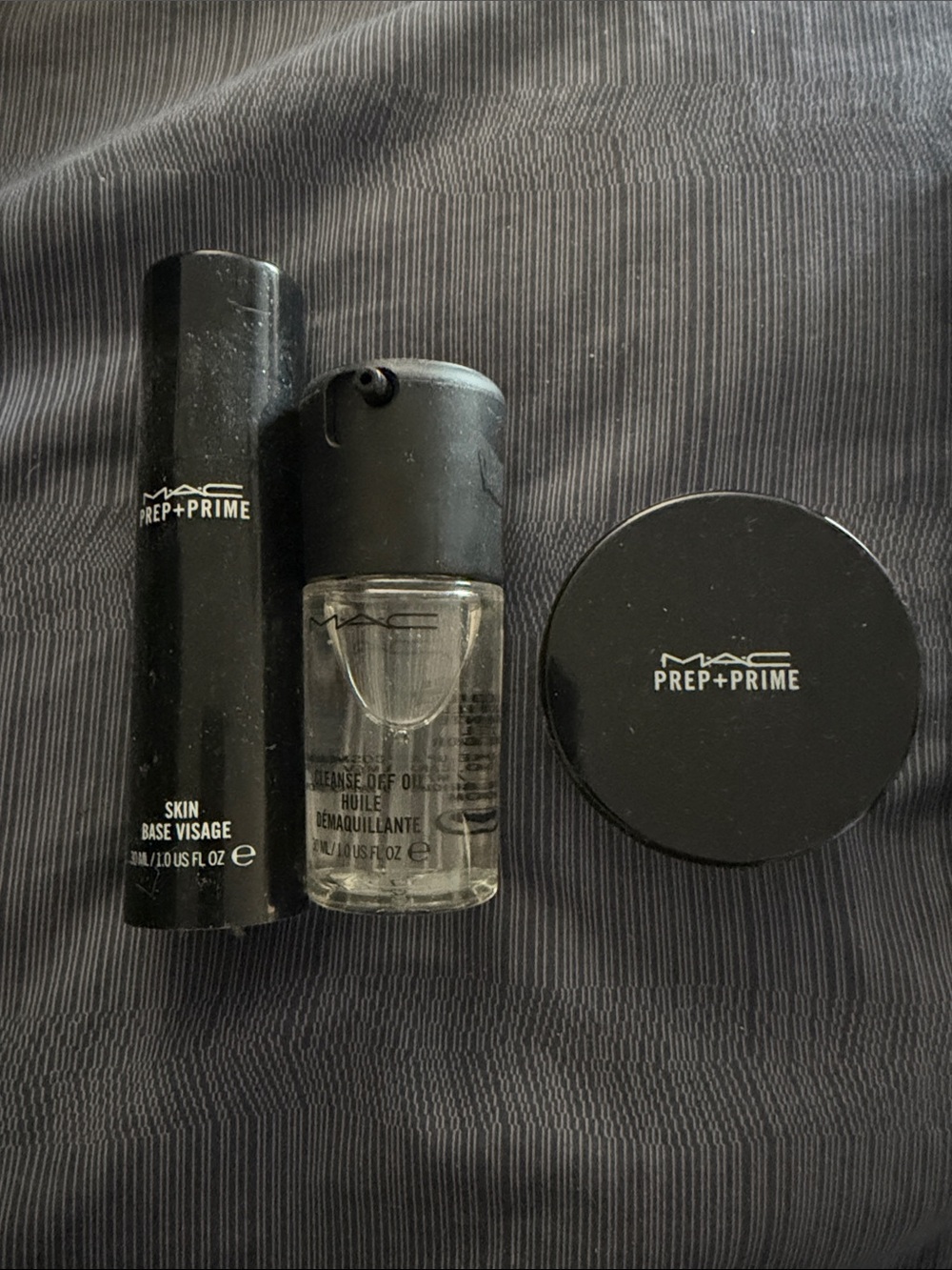 MAC Cosmetics Clear Travel Pouch in Black Trim